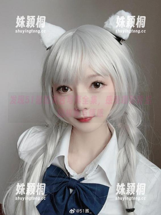 发现51酱的天台写真全集，感受摄影背后的故事与情感