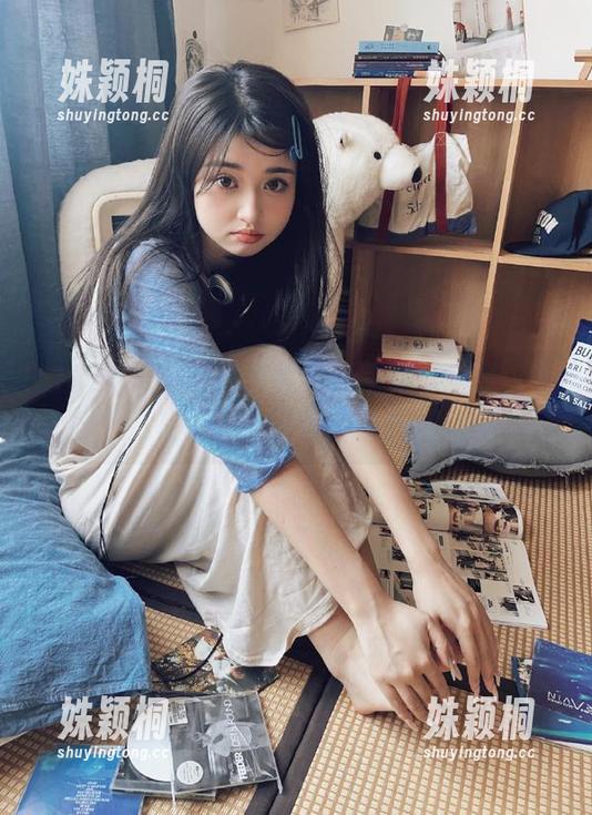 GIRLT果团网 - 尹意纯日常写真全套，下载这份快乐不留遗憾！
