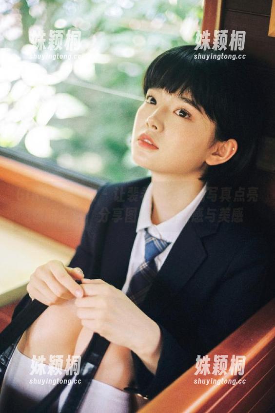 GIRLT果团网-裴希西 GIRLT果团网 - 让裴希西的瑜伽写真点亮你的生活:分享图库中的灵感与美感