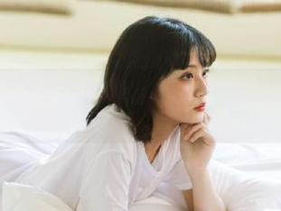 GIRLT果团网 – 高清图集：龚玥菲裸足写真，演绎出充满灵性的艺术美