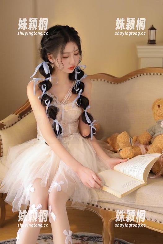 IMZSOCK爱美足-米琪 IMZSOCK爱美足 - 发现米琪自拍的美丽瞬间:我们会持续更新最新图片,与大家分享她的故事!