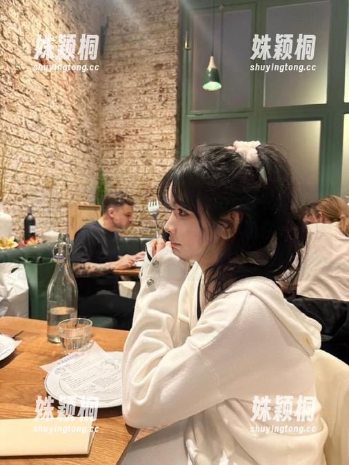 IMiss爱蜜社 - 乐乐Mango泳衣套图更新，带来不一样的魅力风情，和你一起畅游在阳光沙滩中！