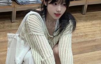 IMiss爱蜜社 – 在此免费享受小狐狸Sica女王的绝美写真，感受她的艺术灵魂