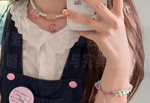 ISHOW爱秀 – 李真真丝袜写真，带你领略极致美图与完美壁纸！