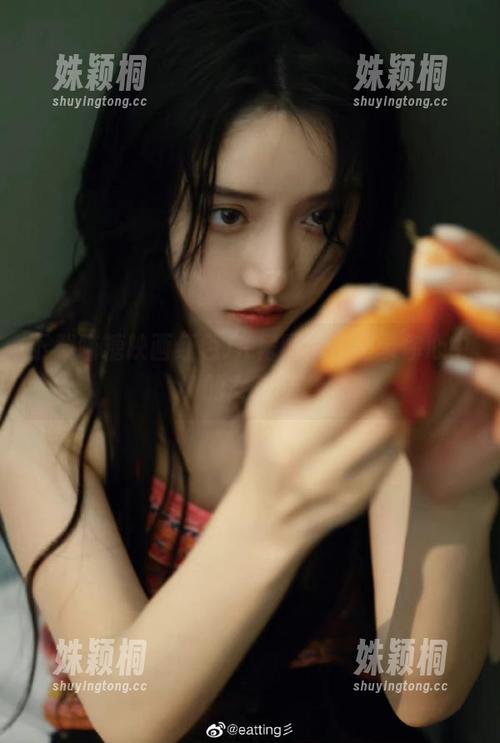 MTYH喵糖映画 下载喵糖映画红色JK裙图集,记录你心中的女孩梦