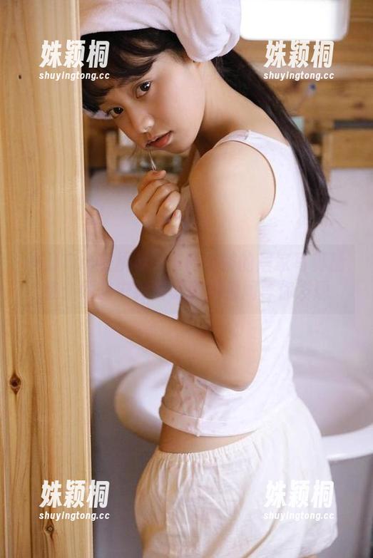 MiiTao蜜桃社-E杯奶茶 MiiTao蜜桃社 - E杯奶茶的居家写真精选:网盘中藏着的美好瞬间等你发现