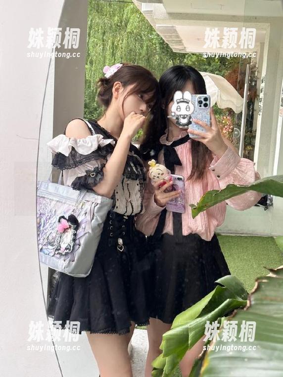 MiiTao蜜桃社-露西Lucy MiiTao蜜桃社 - 露西Lucy泳衣写真分享:图库中展现夏日的无限可能