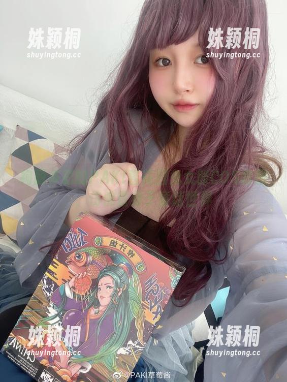 绚丽多彩的PAKI酱花园兔女郎COS套图，仿佛置身于童话世界