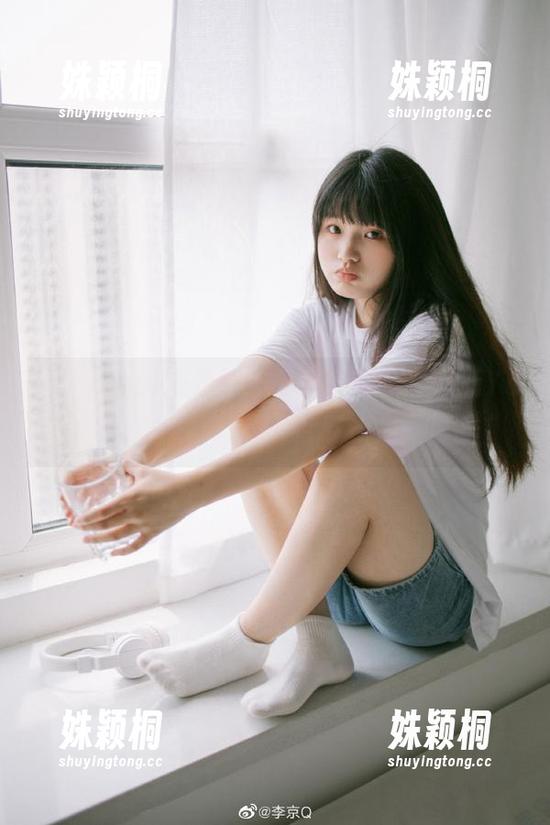 QingDouKe青豆客-美昕Yumi QingDouKe青豆客 - 最新推出:美昕Yumi奶牛写真图册,感受岁月的静谧