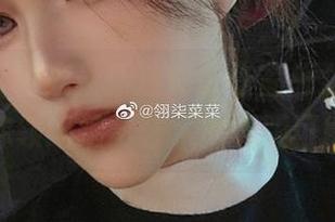 Sakiiii翎柒最新连体衣作品强势更新，带你领略摄影艺术的无限可能！