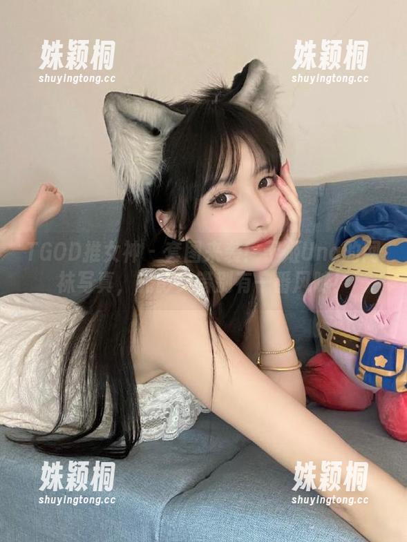 TGOD推女神-于姬Una TGOD推女神 - 套图来袭!于姬Una的网袜写真,光影交错别有一番风味!