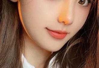 TGOD推女神 – 超清晰大安妮浴缸全套图集，透视她的柔美与灵动瞬间
