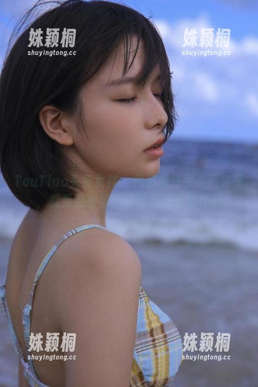 TouTiao头条女神-周思超 TouTiao头条女神 - 周思超修女美图分享,感受温暖与宁静结合的艺术作品