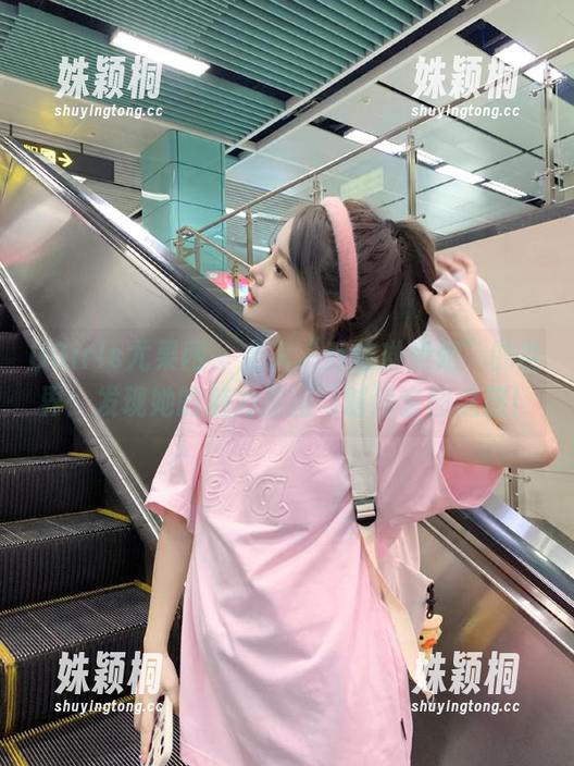 UGirls尤果网-乔依琳 UGirls尤果网 - 走入“乔依琳姐姐”的世界:发现她的魅力原图与时尚套图之旅!