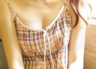 UGirls尤果网 – 尤娜娜婚纱艺术精选合集：展现经典与现代的完美结合