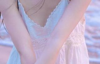 UGirls尤果网 – 超萌穆菲菲可爱作品合集，快来感受她的无限魅力吧！