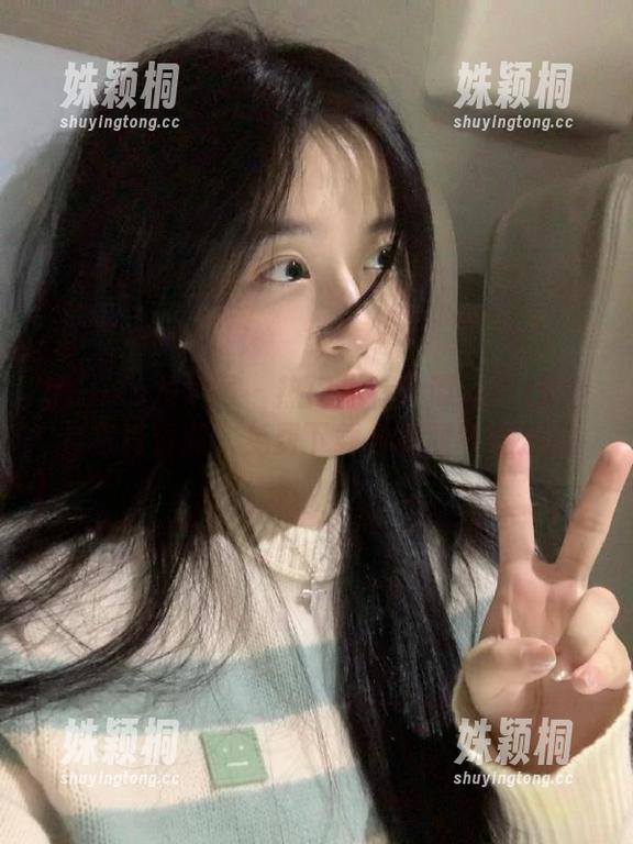 UGirls尤果网-谭晓彤 UGirls尤果网 - 热门推荐!谭晓彤JK全套写真资源,免费下载与美丽零距接触