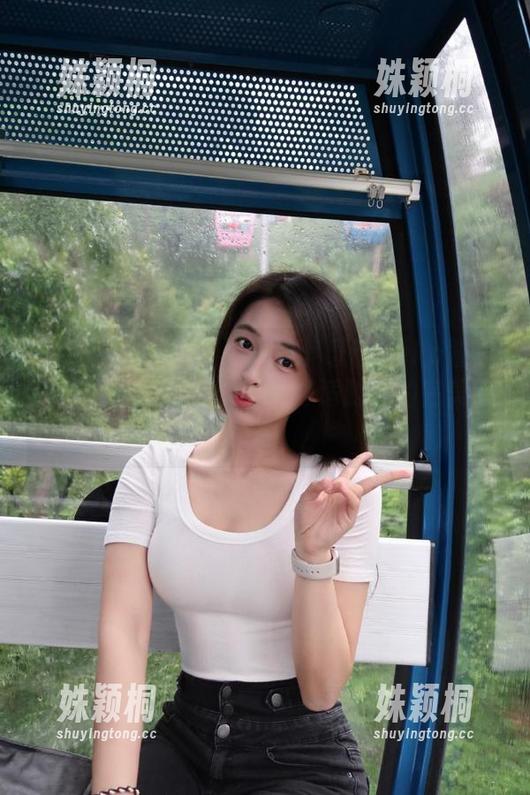 XIAOYU语画界-Miko酱 XIAOYU语画界 - 免费下载!Miko酱的睡衣图集,揭示了她与舒适时光的完美邂逅