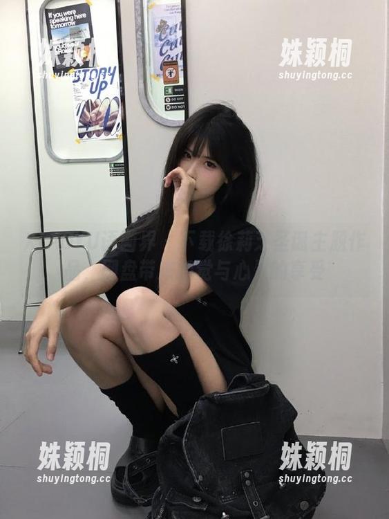 XIAOYU语画界-徐莉芝 XIAOYU语画界 - 下载徐莉芝圣诞主题作品,网盘带来视觉与心灵的享受