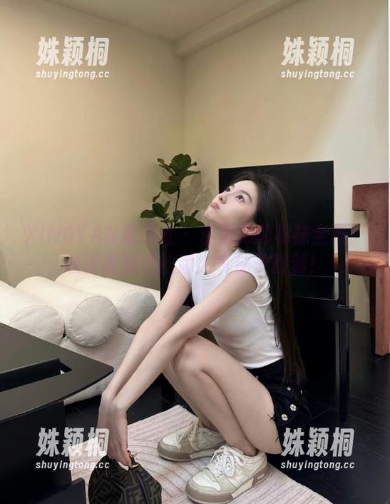 XINGYAN星颜社 - 潘思沁的棉袜全集：原图展现她的超人气袜子时刻！
