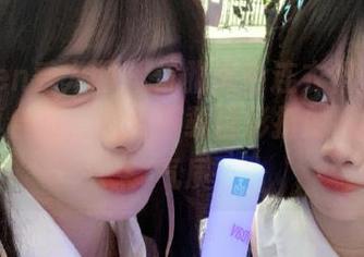 Xiuren秀人网 – 优雅黑色连衣裙：刘婷婷写真合集，免费下载精彩折射她的迷人气质
