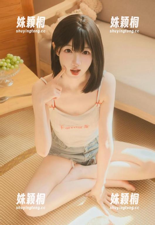 Xiuren秀人网 - 最新夏甜甜御姐主题写真合集，完美展现她的独特风格和气质！
