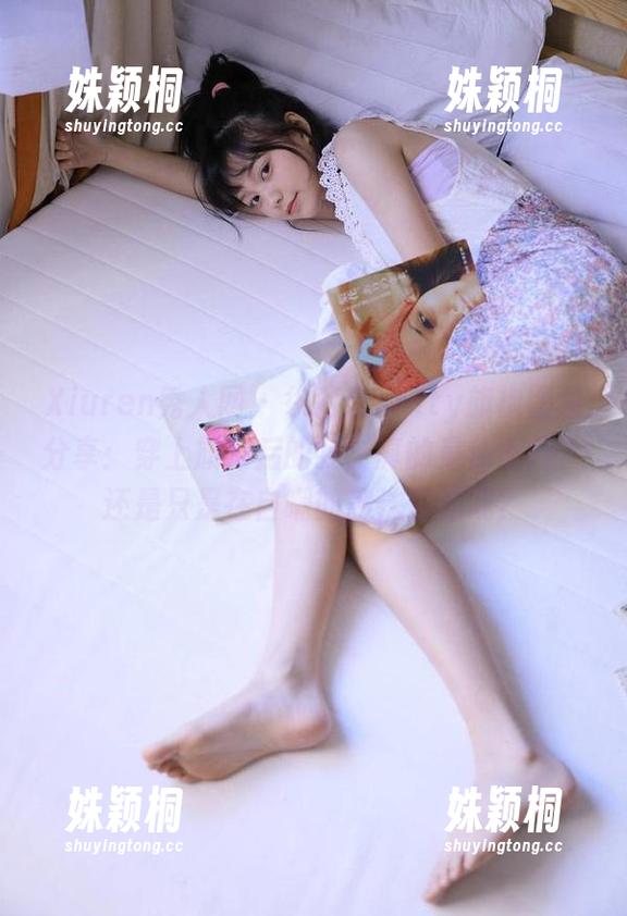 Xiuren秀人网 - 徐莉芝Botty旗袍图包分享：穿上旗袍后的我，真的是仙女吗？还是只是在自嘲的魔法里嬉戏？