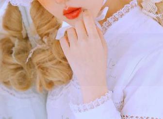 Xiuren秀人网 – 私拍资源合集：林子欣女神的写真艺术，从此爱上每一个瞬间。