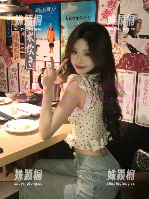 Xiuren秀人网 - 林文文yooki的姐姐系列写真：通过照片感受姐妹间无可替代的情感纽带