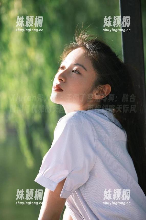 Xiuren秀人网-王俪丁 Xiuren秀人网 - 王俪丁空姐写真:融合时尚与优雅的美图图集,带你领略天际风光