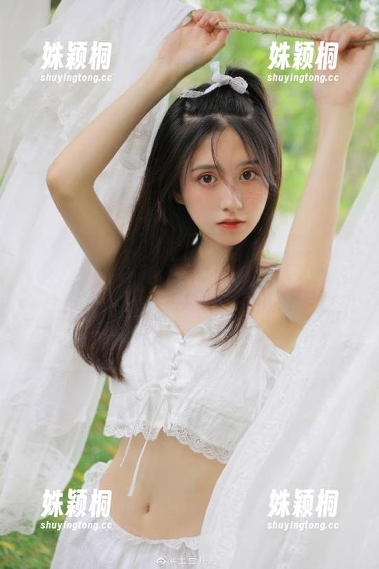 Xiuren秀人网 - 追寻美的极致，王俪丁呀女王为你呈现的图集资源，定会让你陶醉其中！