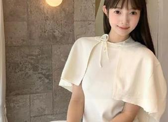Xiuren秀人网 – 王俪丁小宝贝写真更新：体操服演绎的甜美与活力，有没有被圈粉？