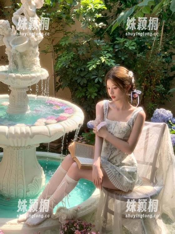 Xiuren秀人网 - 甜美的艾静香：纯白写真集，快来下载属于你的美好时光！