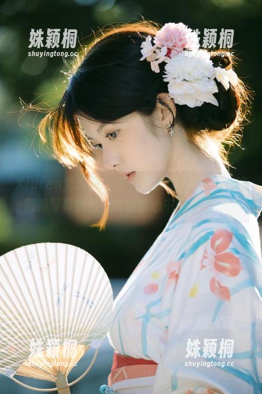 Xiuren秀人网 - 来自陈念灵Vickyao的御姐写真图包，释放你心中的女神幻想