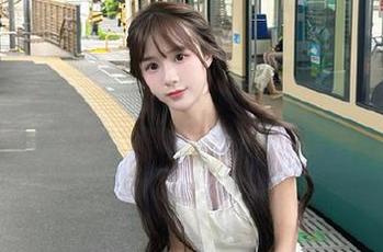 Xiuren秀人网 – 麻吉小兔子全套白色写真原图，带你领略不一样的青春气息