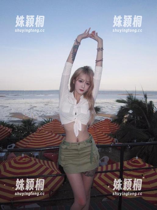 YouMi尤蜜荟 - 最新图库发布：小尤奈穿体操服，尽显青春气息与摄影艺术的完美融合！
