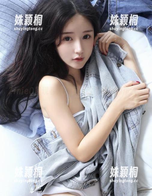 ZinieQ ZinieQ呈现春丽:街头霸王题材的精致写真图集
