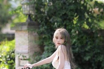 beautyleg – “Leonie教室”特别版图集：分享她的原图，让美丽无处不在
