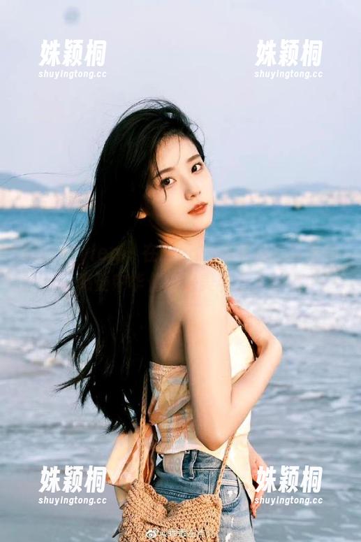beautyleg - 在Lina的私房旗袍图包中，感受中华传统之美与个人魅力