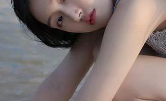 beautyleg – 甜美与优雅并存，Zoey制服美图图集尽情展示女性魅力