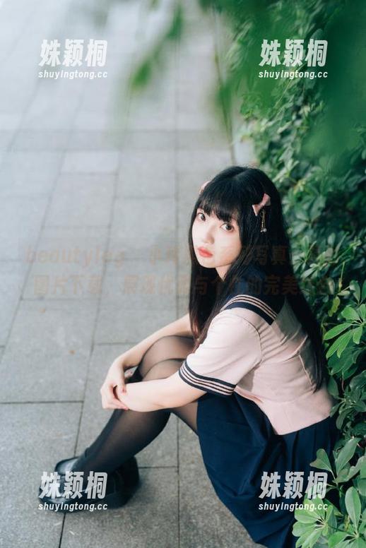 beautyleg - 小玲黑色系列写真：精彩图片下载，展现优雅与个性的完美结合