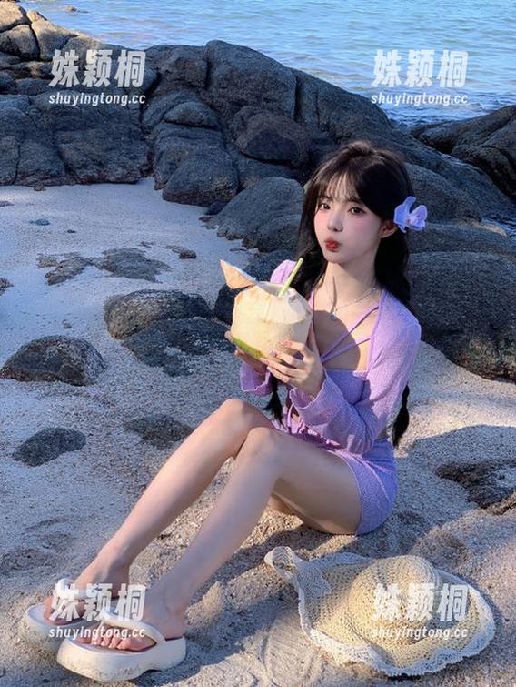 pans - 高清美图分享：娃娃的“裤里丝”写真，让你感受时尚的无限魅力