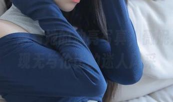 pans – 观看她的油亮写真，薇妮为你展现无与伦比的迷人风采