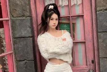pans – 非常吸引的高清雨涵白裙写真套图，演绎出独特的时尚与气质