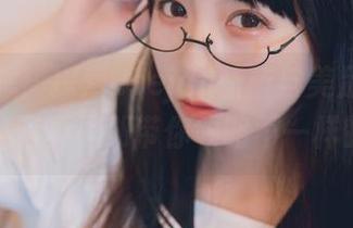 追逐梦想：探索usejan蓝蓝与美足的完美结合，写真图册带你领略不一样的美感