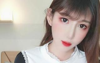 在女仆黑丝的世界里，w黑米粥w的美图写真令人欲罢不能！