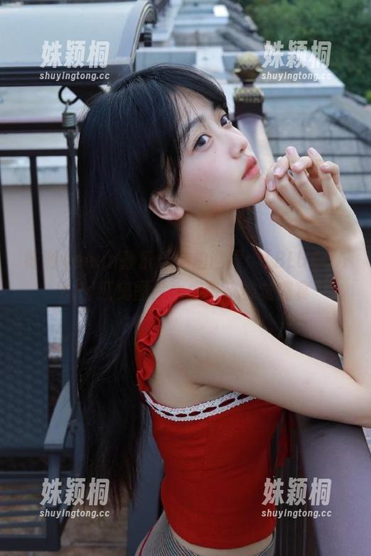 畅游yeeun孙乐乐私拍世界：[BLUECAKE]红鬼图片为你带来视觉盛宴