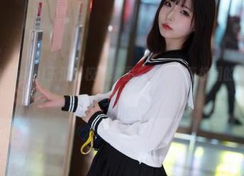 免费下载yuuhui玉汇的校服套图，享受青春校园的无限魅力与风景
