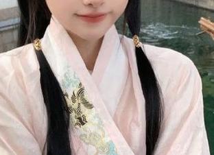丝慕GIRL – 翻开文欣的制服美图作品，瞬间变身‘制服控’，看完保障你欲罢不能继续找！