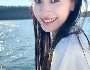 丽柜 – 欲罢不能！yuleba最新双人套图，带你穿越到梦幻爱情里
